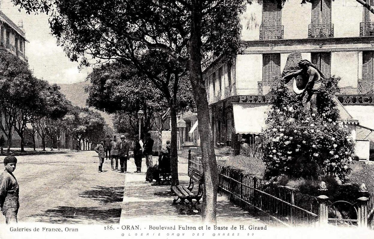 Oran - Place Hippolyte Giraud.jpg